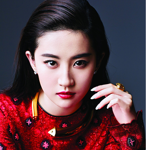 女明星素颜大曝光 妆前妆后美呆了