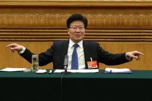 新疆无界网转贴倒习公开信给张春贤带来麻烦